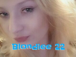 Blondiee_22