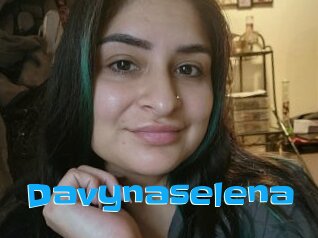 Davynaselena