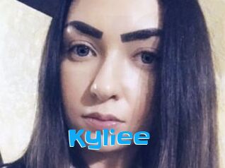Kyliee_