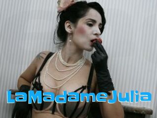 LaMadameJulia