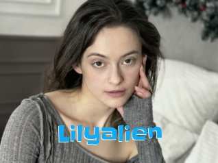 lilyalien Enculee