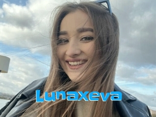 Lunaxeva