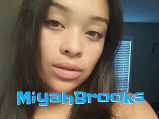 Miyah_Brooks