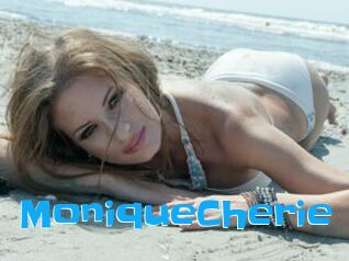 MoniqueCherie