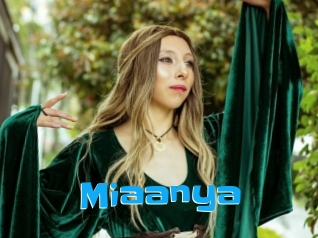 miaanya Enculee
