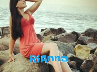 Ri_Anna