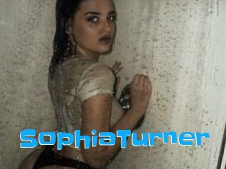 Sophia_Turner